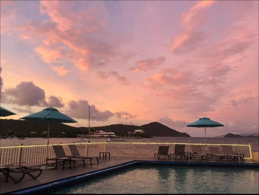 Mermaid Escape - Amazing Views! East End  Экстерьер фото