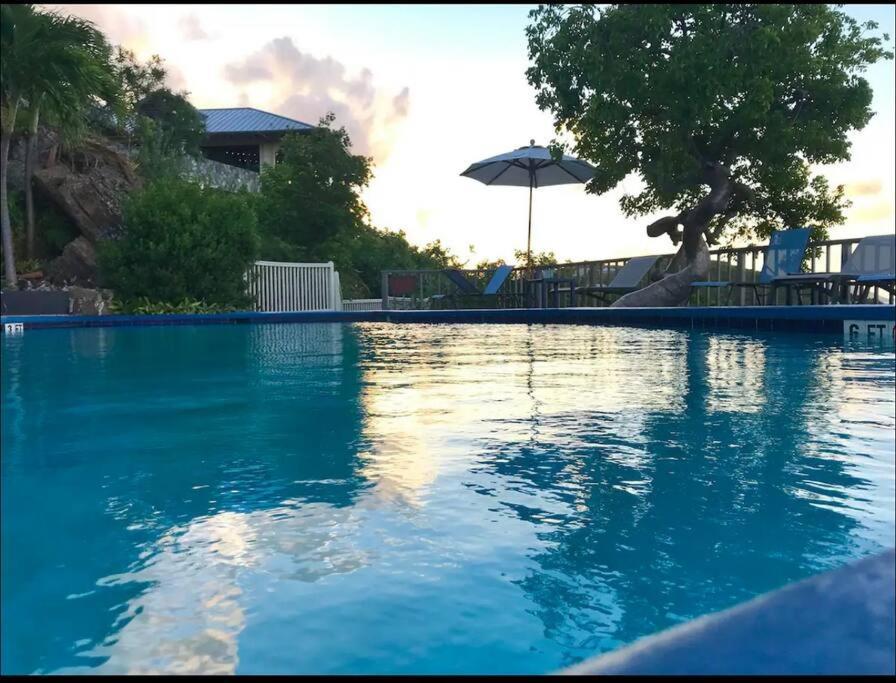 Mermaid Escape - Amazing Views! East End  Экстерьер фото